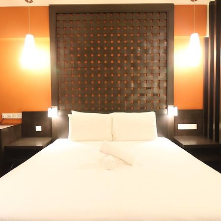 Millennium Suite At Pyramid Tower Petaling Jaya Extérieur photo