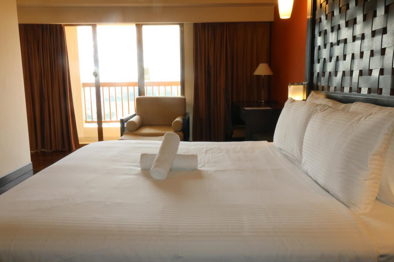 Millennium Suite At Pyramid Tower Petaling Jaya Extérieur photo