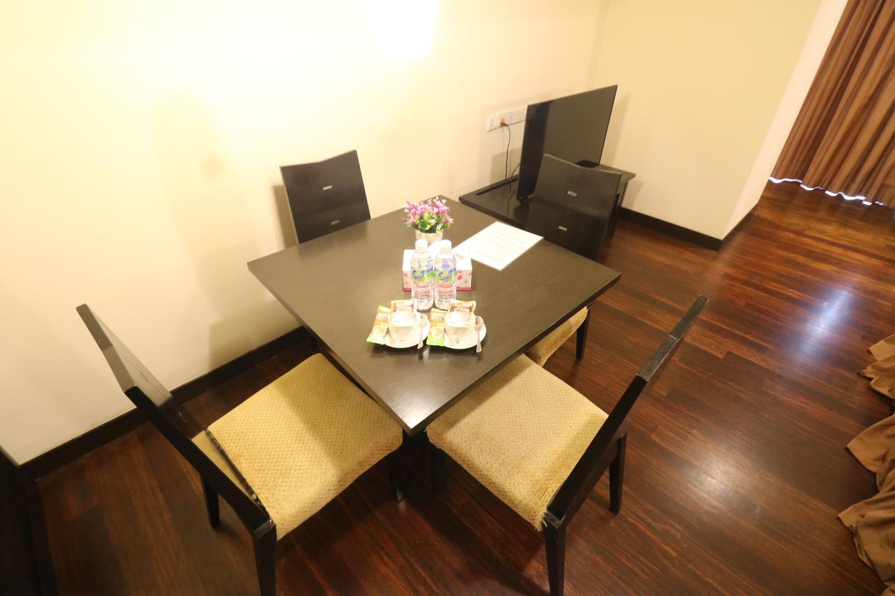 Millennium Suite At Pyramid Tower Petaling Jaya Extérieur photo