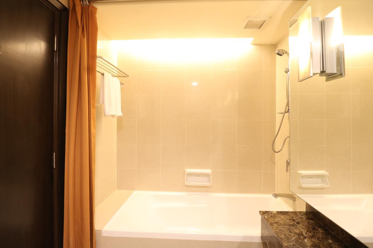 Millennium Suite At Pyramid Tower Petaling Jaya Extérieur photo