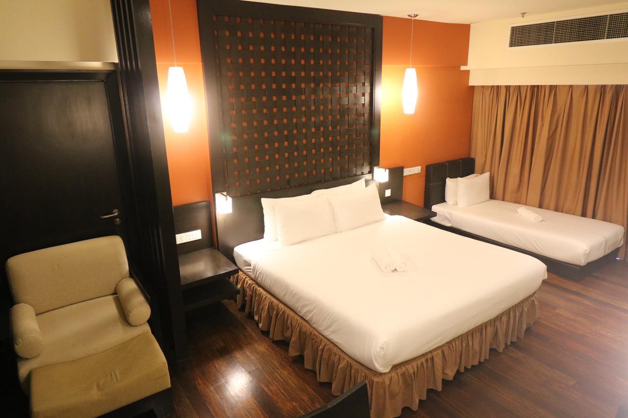Millennium Suite At Pyramid Tower Petaling Jaya Extérieur photo